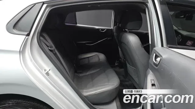 Hyundai Ioniq Ionic Electric, 2017 — фото 12