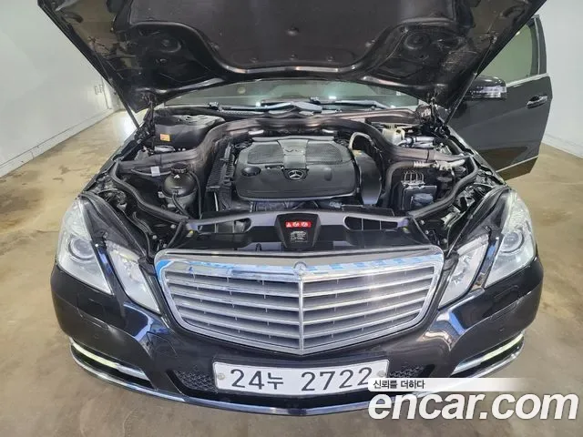 Mercedes-Benz E-Class W212, 2013 — фото 18