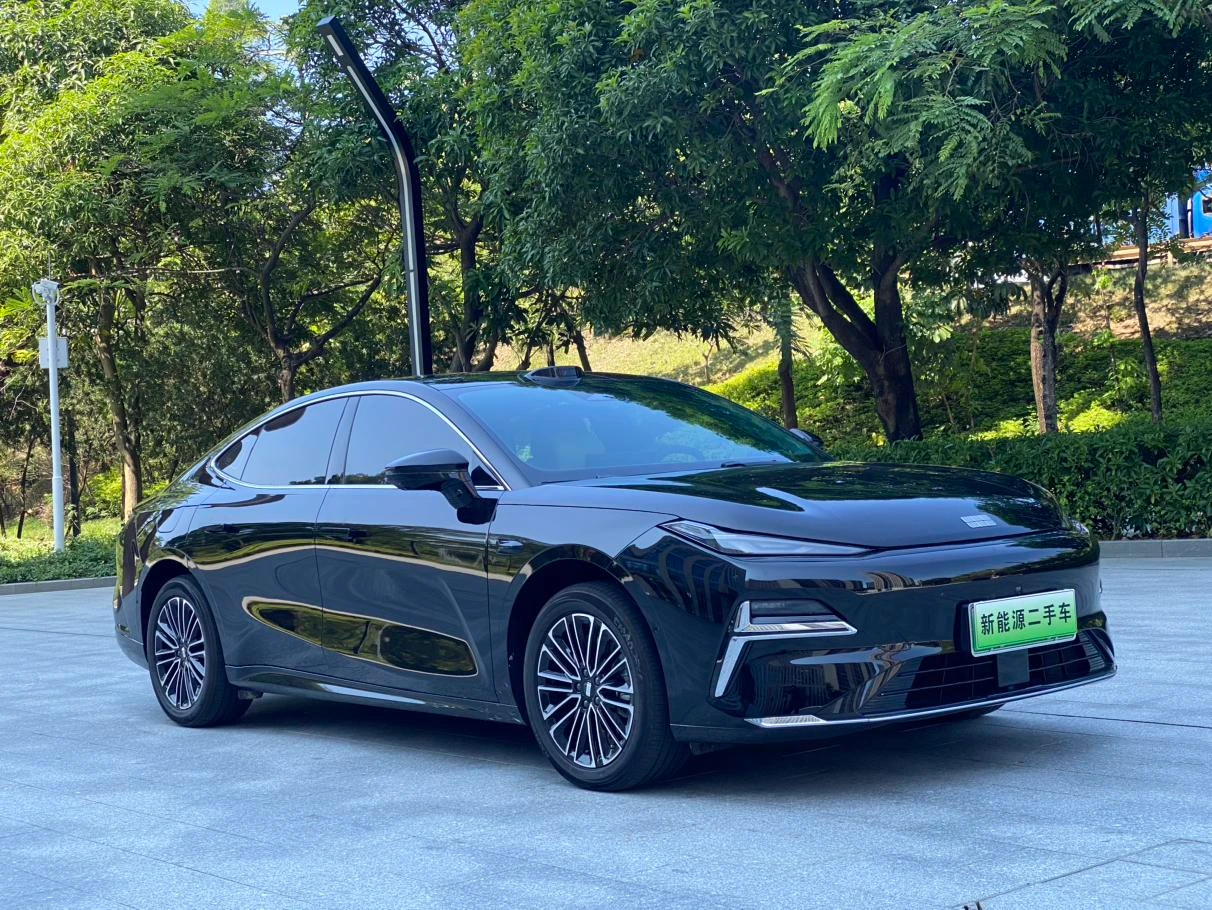 Geely Galaxy Galaxy Star 8 PHEV, 2026 — фото 3