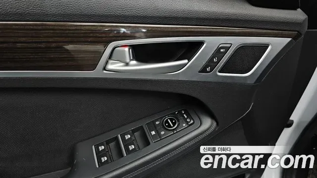 Genesis G80, 2016 — фото 17