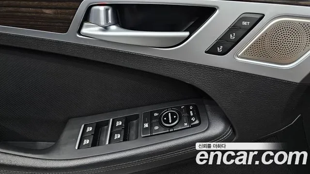 Genesis G80, 2016 — фото 27