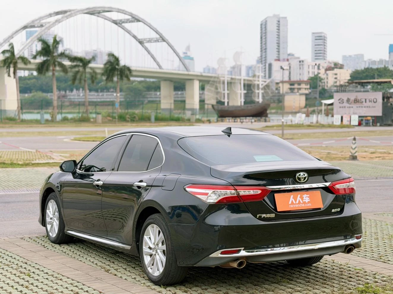 Toyota Camry, 2023 — фото 12