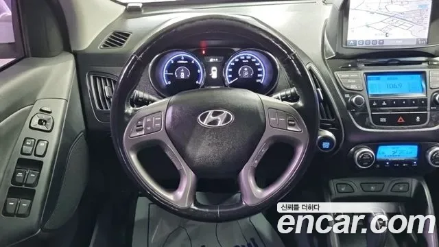 Hyundai Tucson ix, 2013 — фото 12