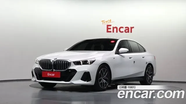 BMW 5-Series G60, 2025 — внешний вид автомобиля