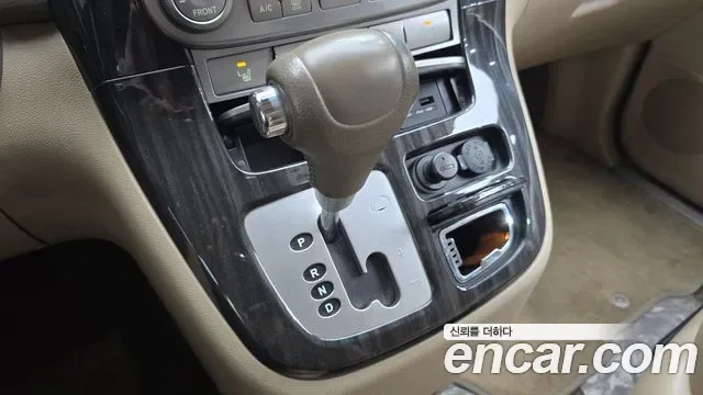 Kia Canival Carnival R, 2012 — фото 9