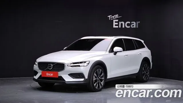 Volvo V60 cross -country