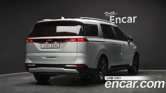 Kia Canival Carnival, 2022 — фото 2