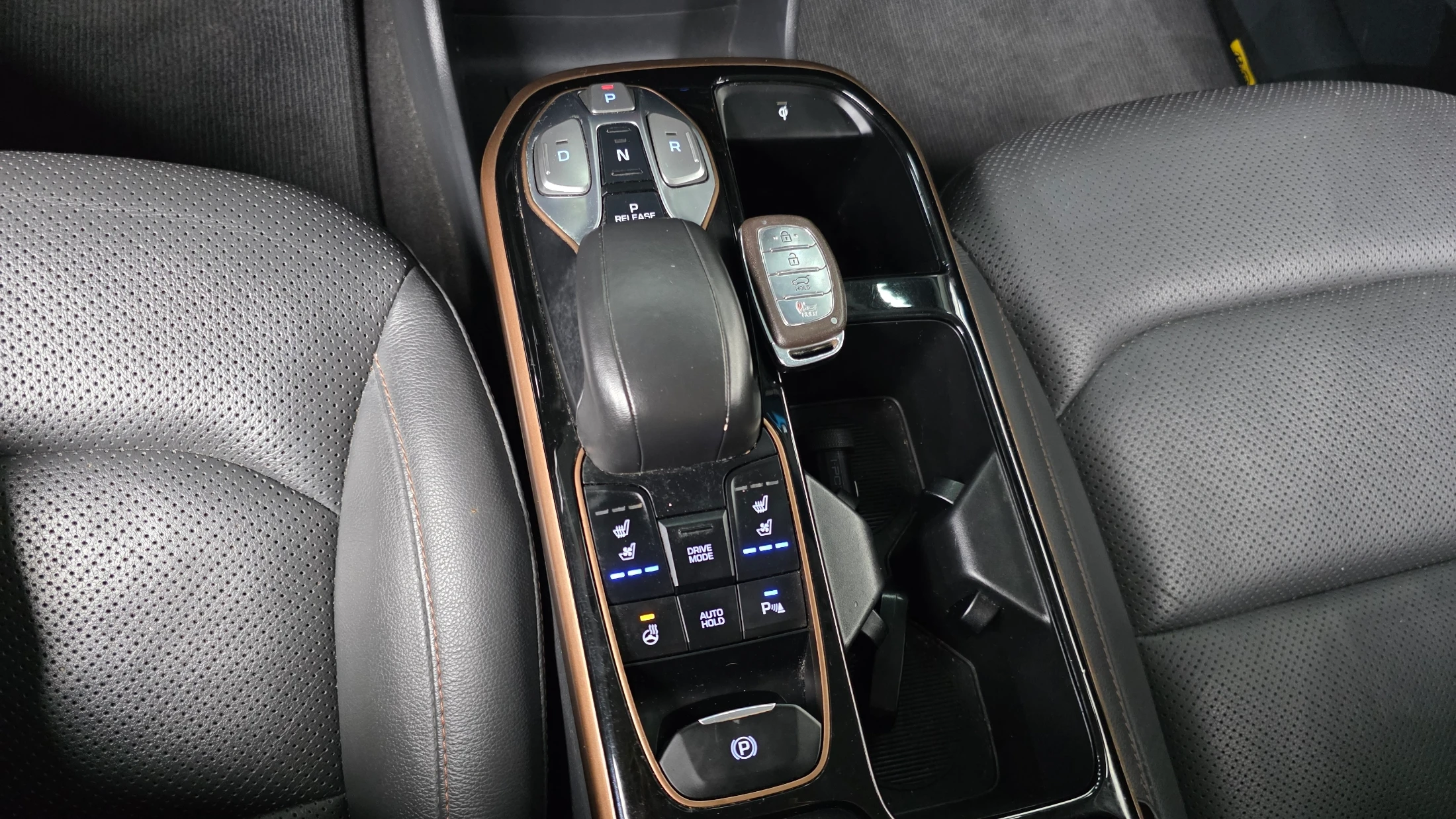 Hyundai Ioniq Ionic Electric, 2016 — фото 9