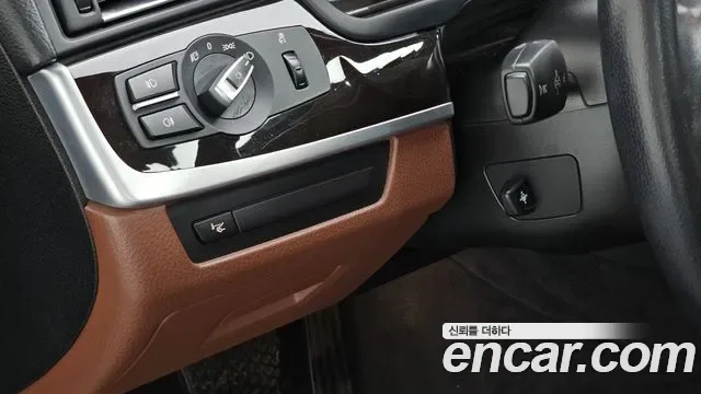 BMW 5-Series F10, 2013 — фото 14