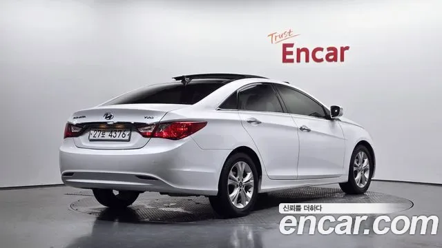 Hyundai Sonata YF Sonata, 2010 — фото 2