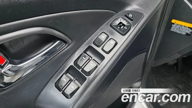 Hyundai Tucson ix, 2011 — фото 12