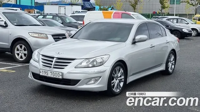 Hyundai Genesis