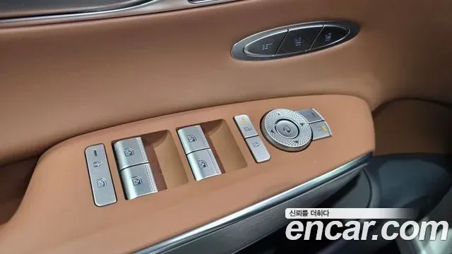 Genesis Gv70, 2025 — фото 27