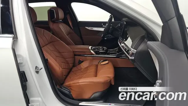 BMW 7-Series G70, 2025 — фото 27