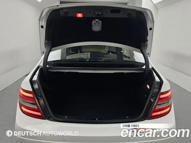 Mercedes-Benz C-Class W204, 2013 — фото 19