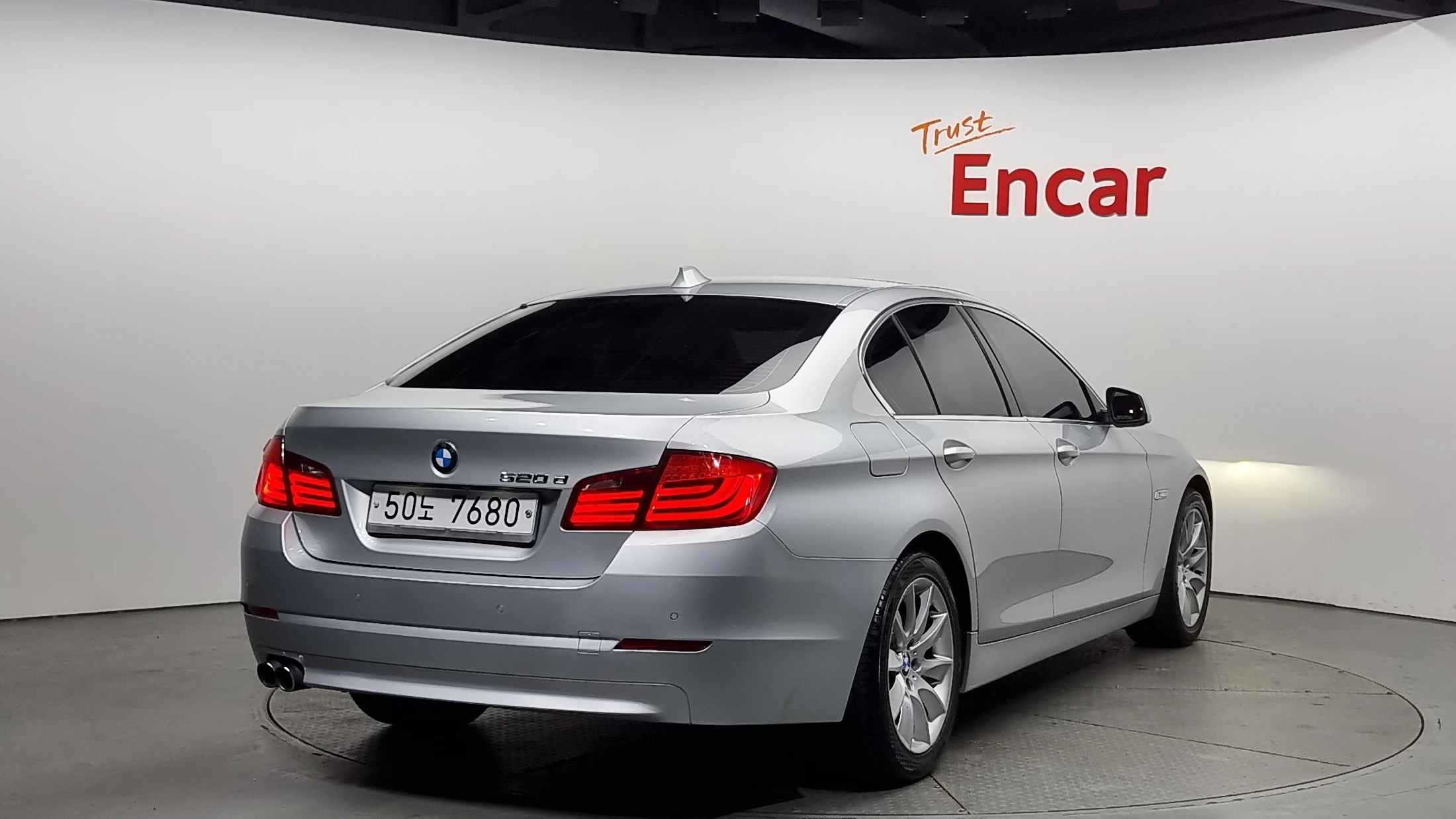 BMW 5-Series F10, 2013 — фото 2