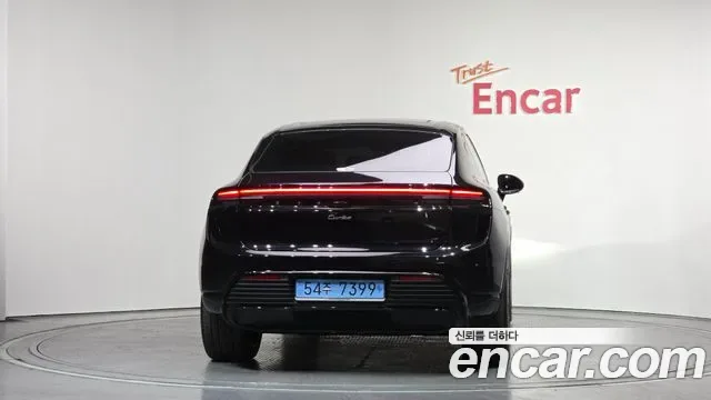 Porsche Macan EV, 2025 — фото 4