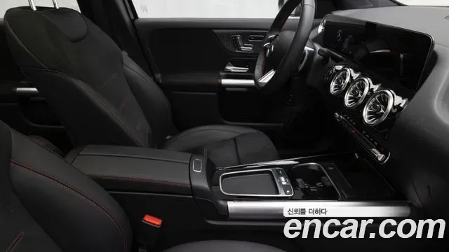 Mercedes-Benz Gla-Class H247, 2025 — фото 19