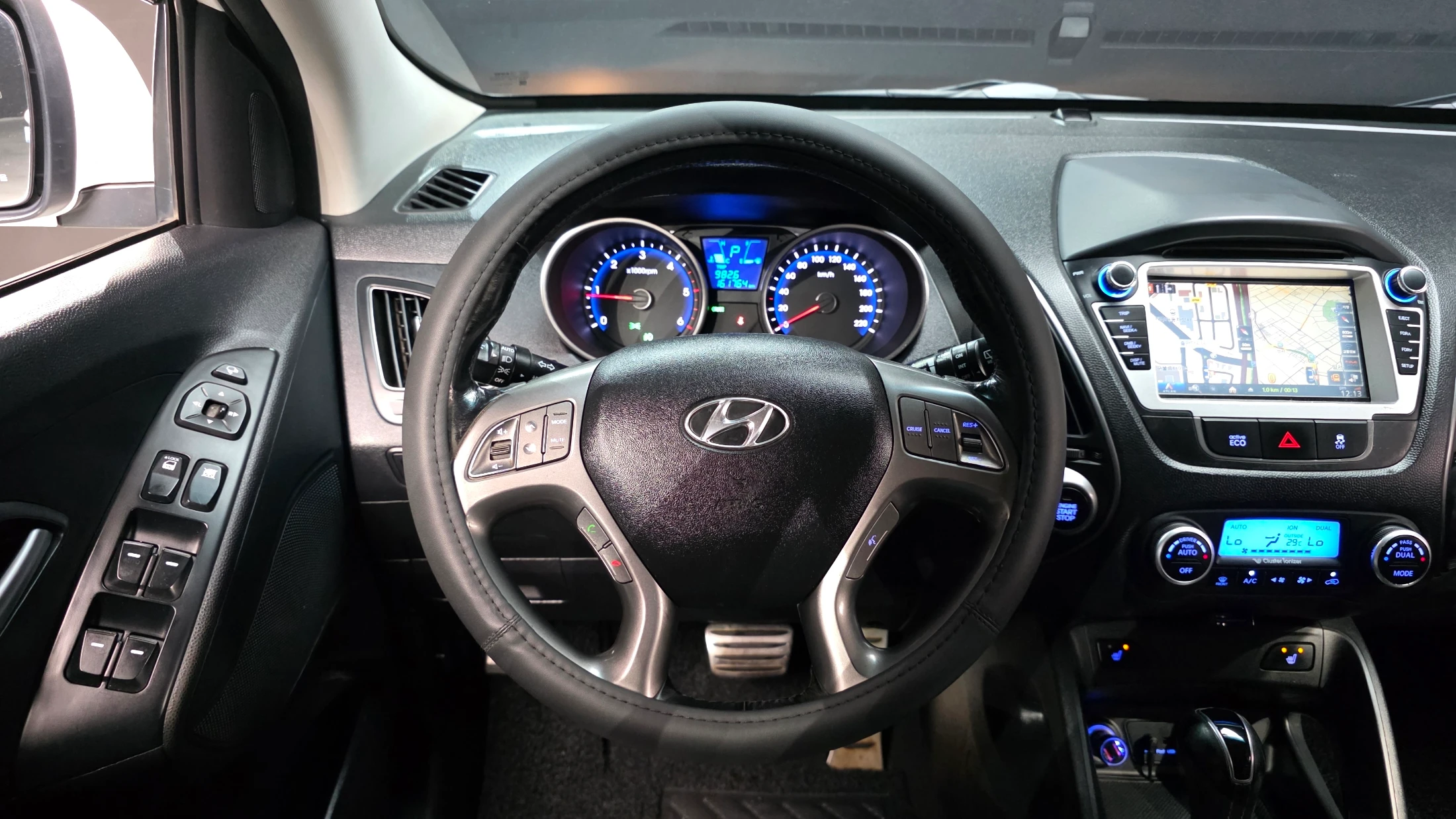 Hyundai Tucson ix, 2014 — фото 12
