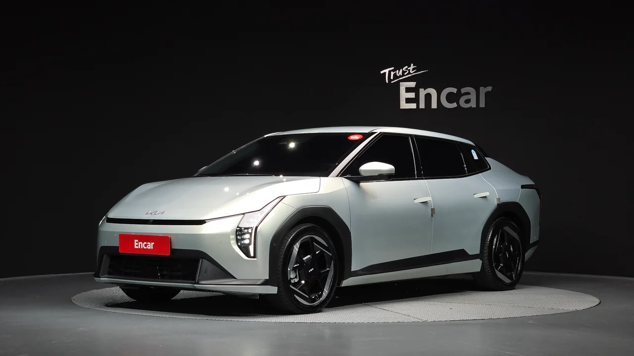 Kia Ev4