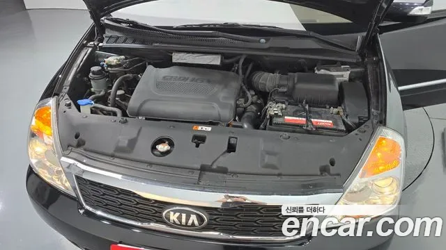 Kia Canival Carnival R, 2012 — фото 6