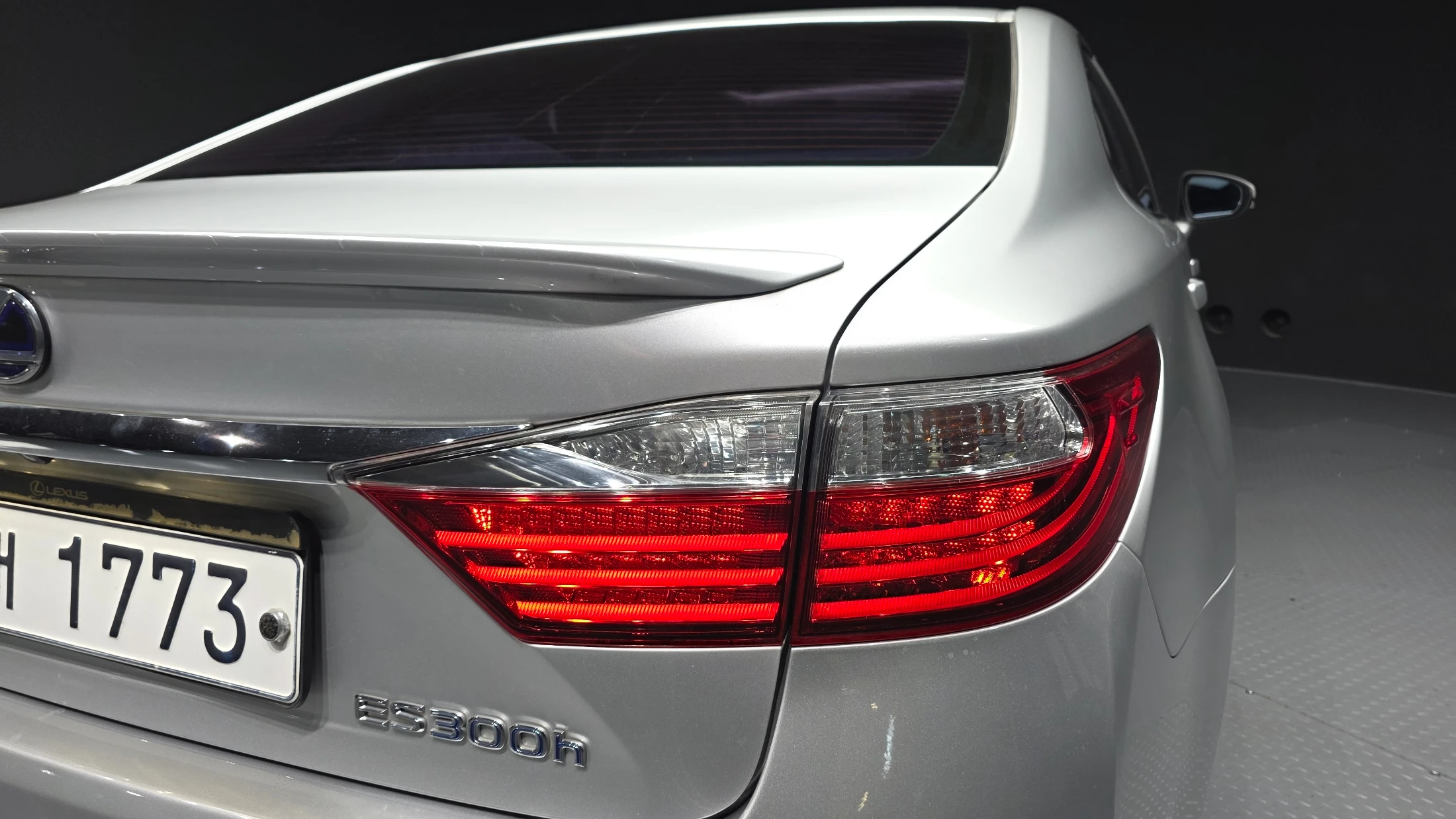 Lexus Es ES300h, 2013 — фото 24