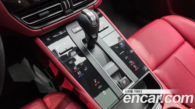 Porsche Macan, 2022 — фото 14