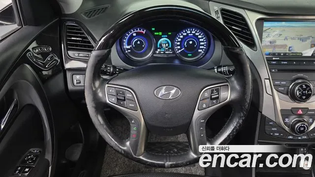 Hyundai Grandeur HG Hybrid, 2014 — фото 14