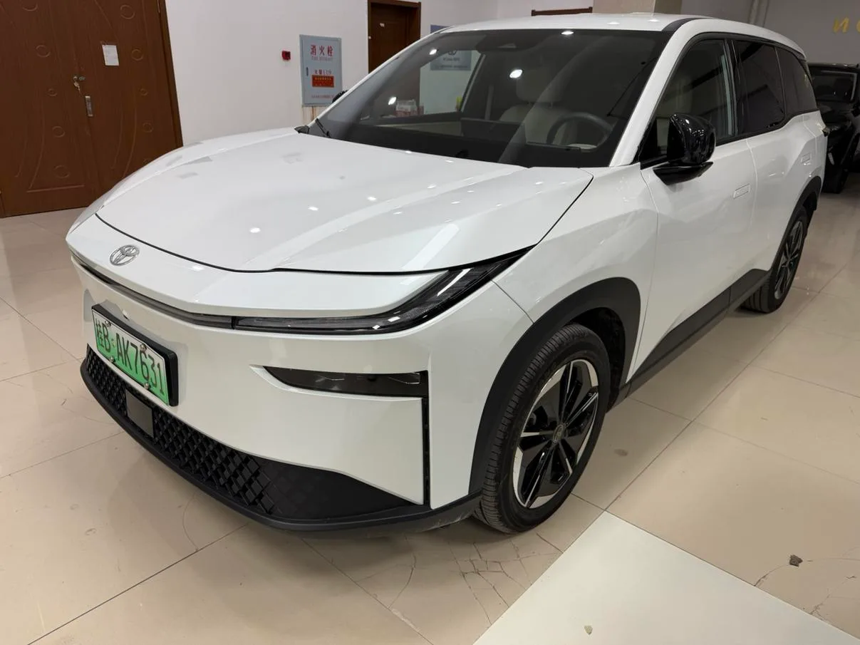 Toyota Platinum 3X