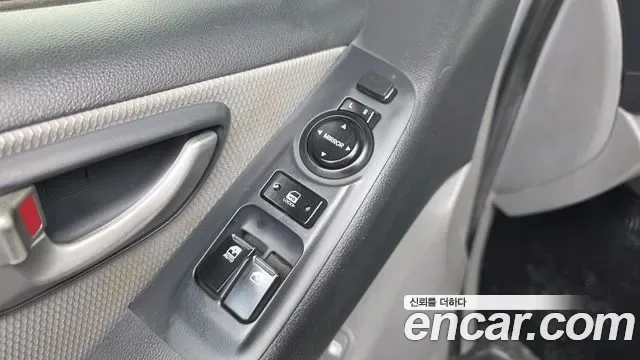 Hyundai Starex Grand Starex, 2009 — фото 12