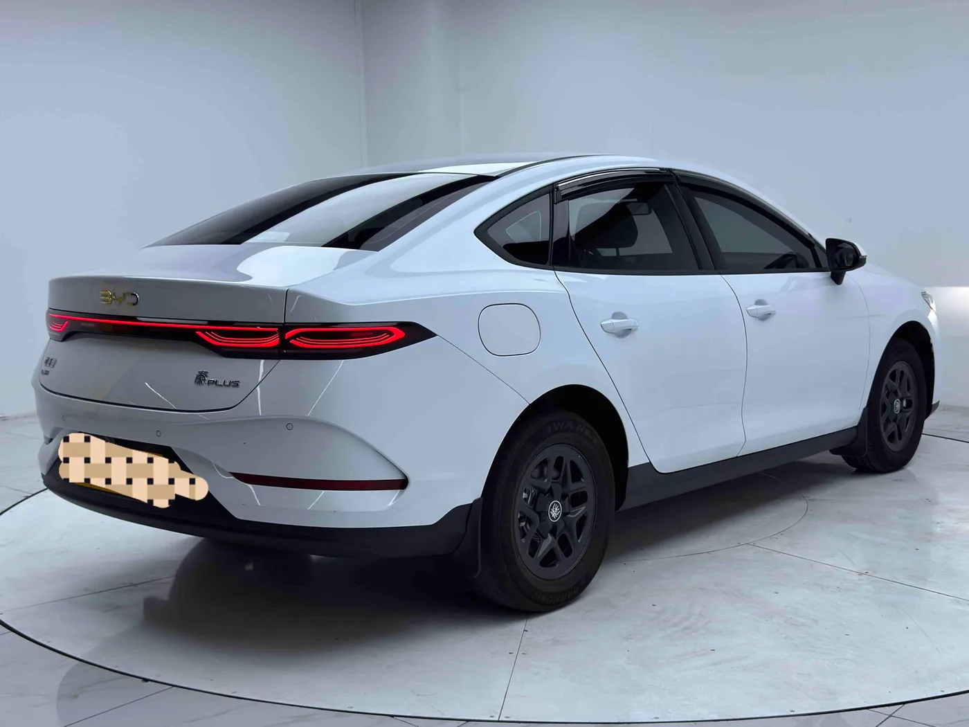 BYD Qin PLUS DM, 2026 — фото 5