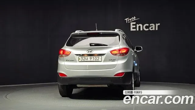 Hyundai Tucson ix, 2010 — фото 4