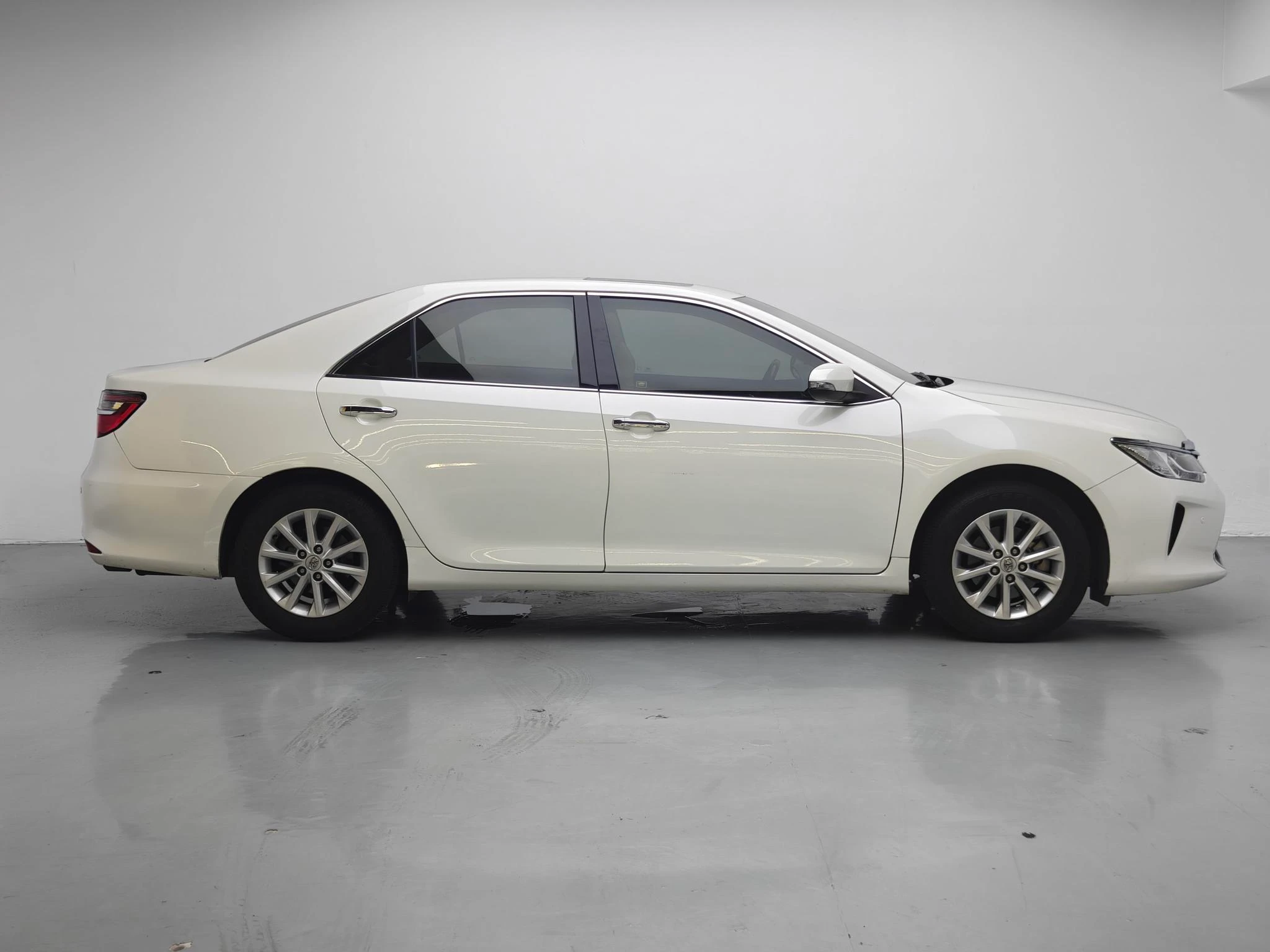 Toyota Camry, 2015 — фото 8