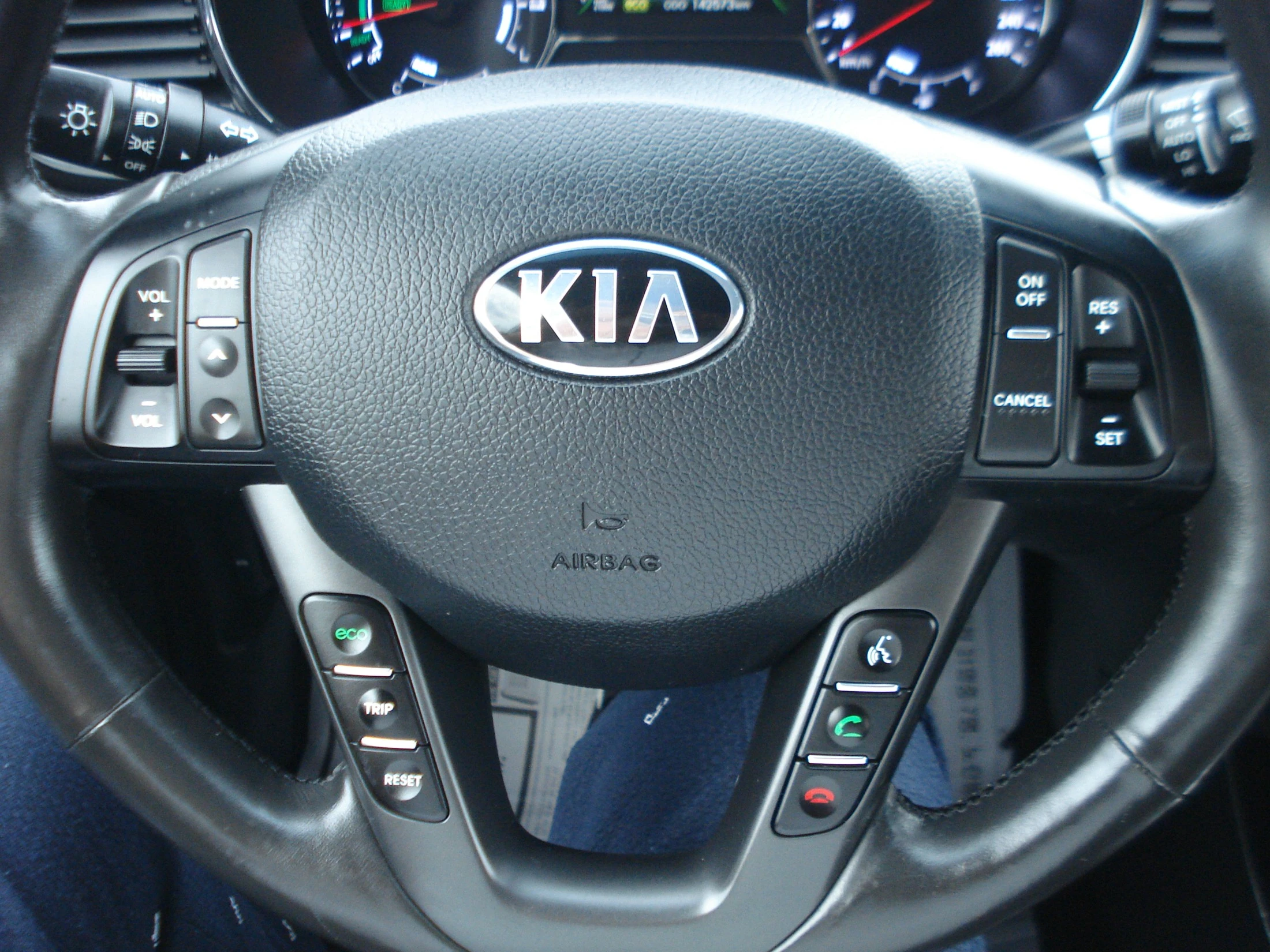 Kia K5 Hybrid, 2013 — фото 10