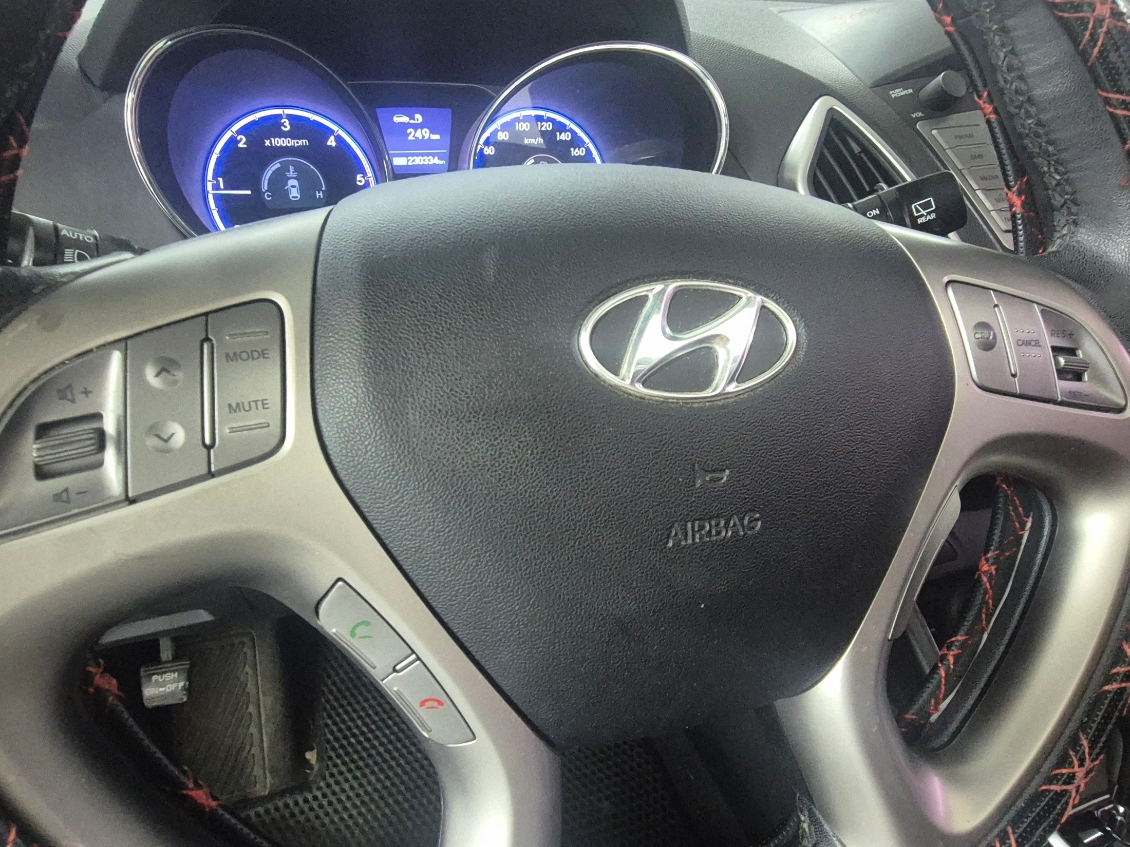 Hyundai Tucson ix, 2013 — фото 9