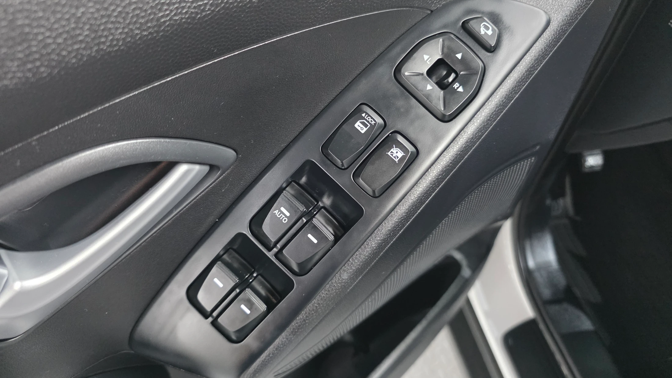 Hyundai Tucson ix, 2014 — фото 12