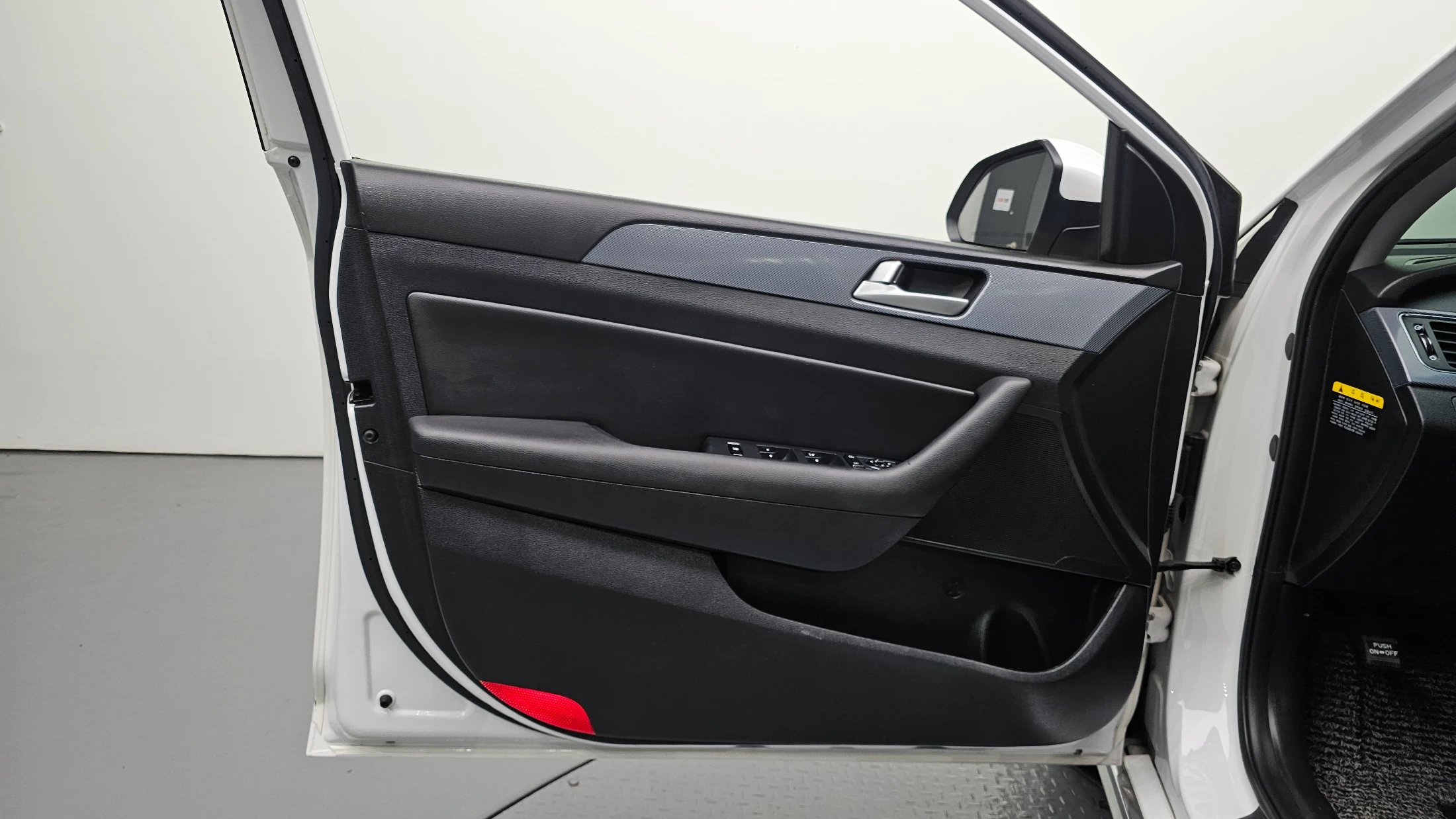 Hyundai Sonata LF Sonata Hybrid, 2016 — фото 24