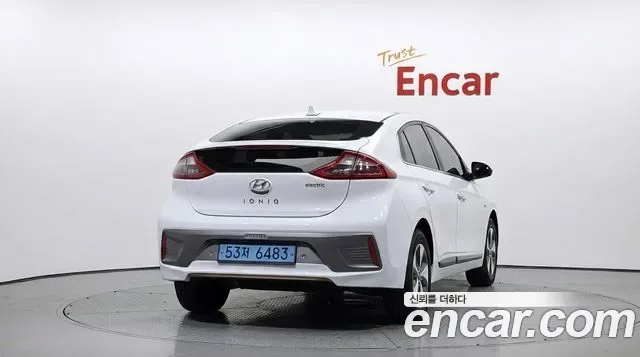 Hyundai Ionic Electric, 2016 — фото 3