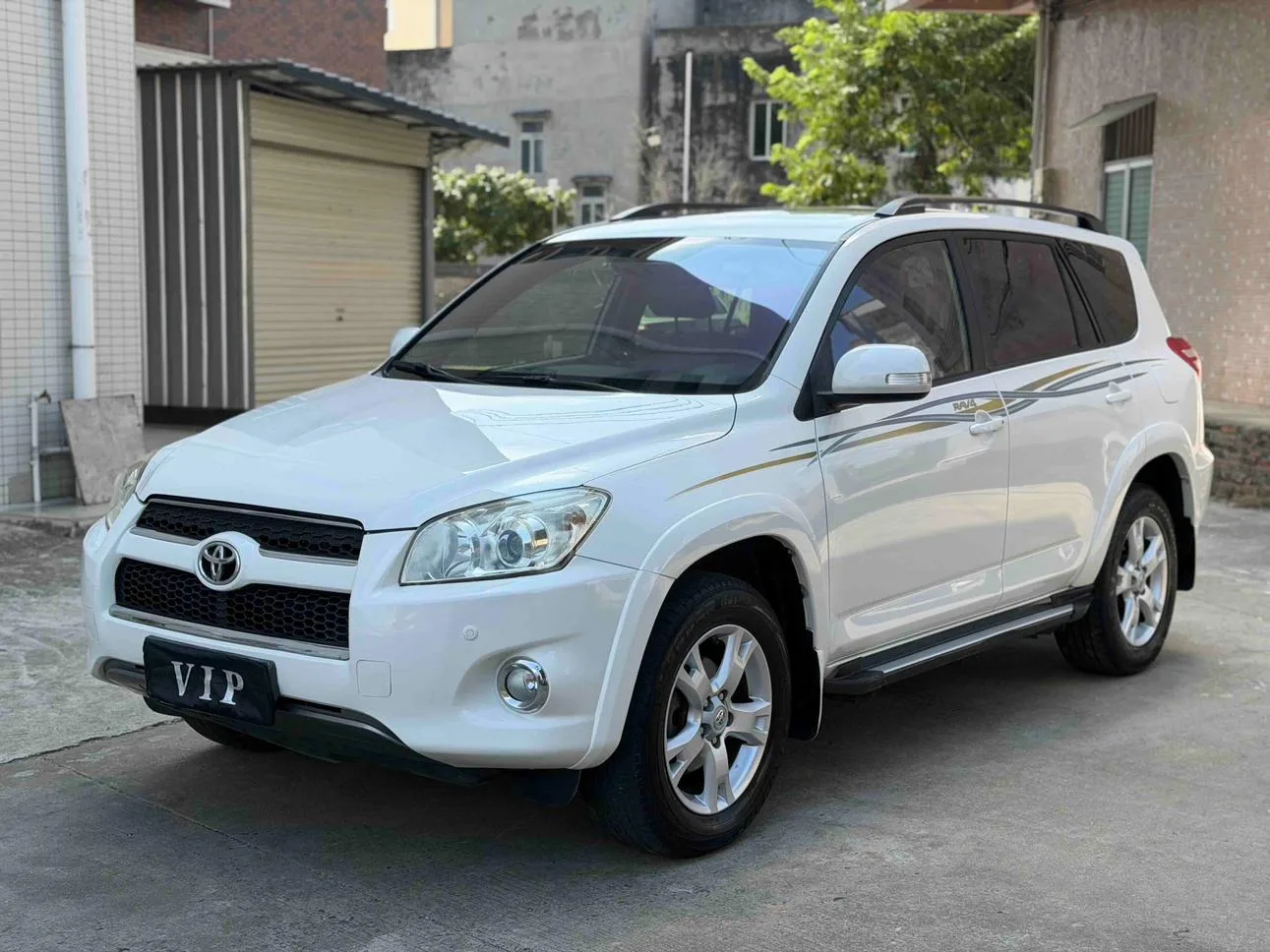 Toyota RAV4 Rongfang