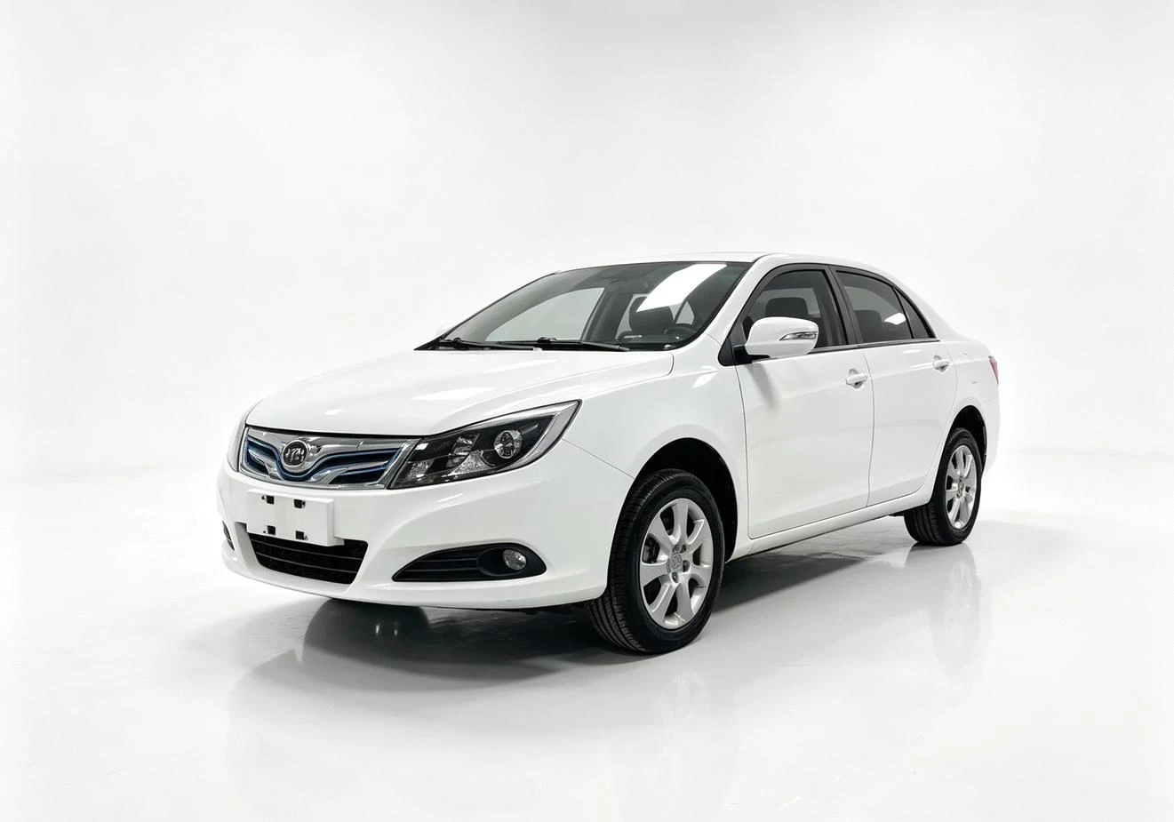 BYD e5