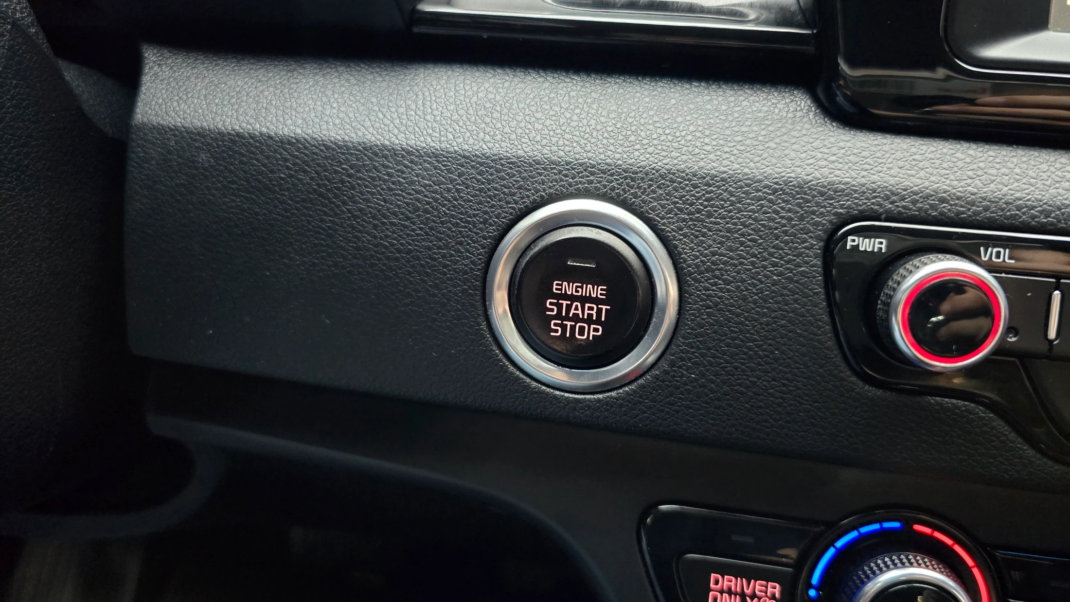Kia Niro, 2016 — фото 28