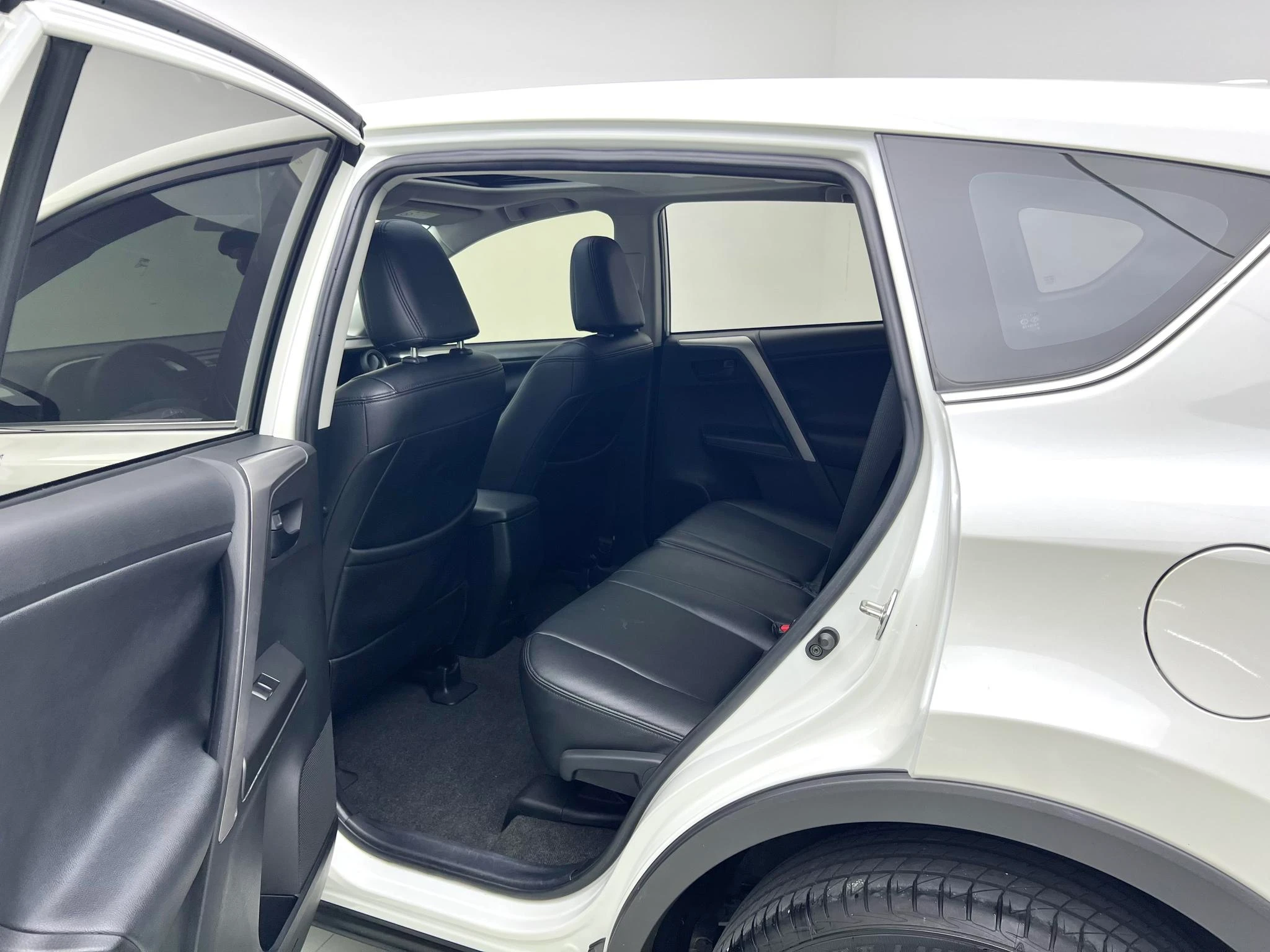 Toyota RAV4 Rongfang, 2016 — фото 13