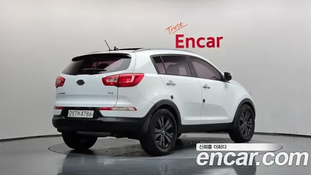 Kia Sportage, 2010 — фото 2