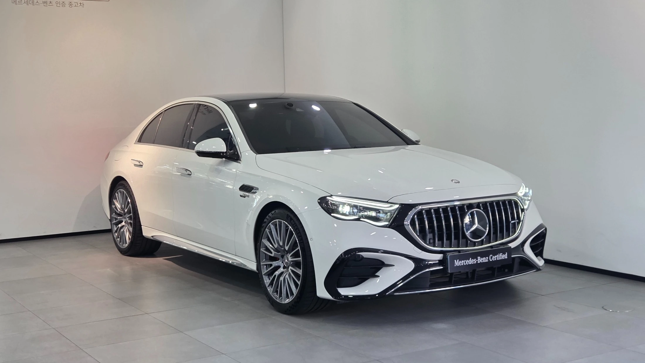 Mercedes-Benz E-Class W214