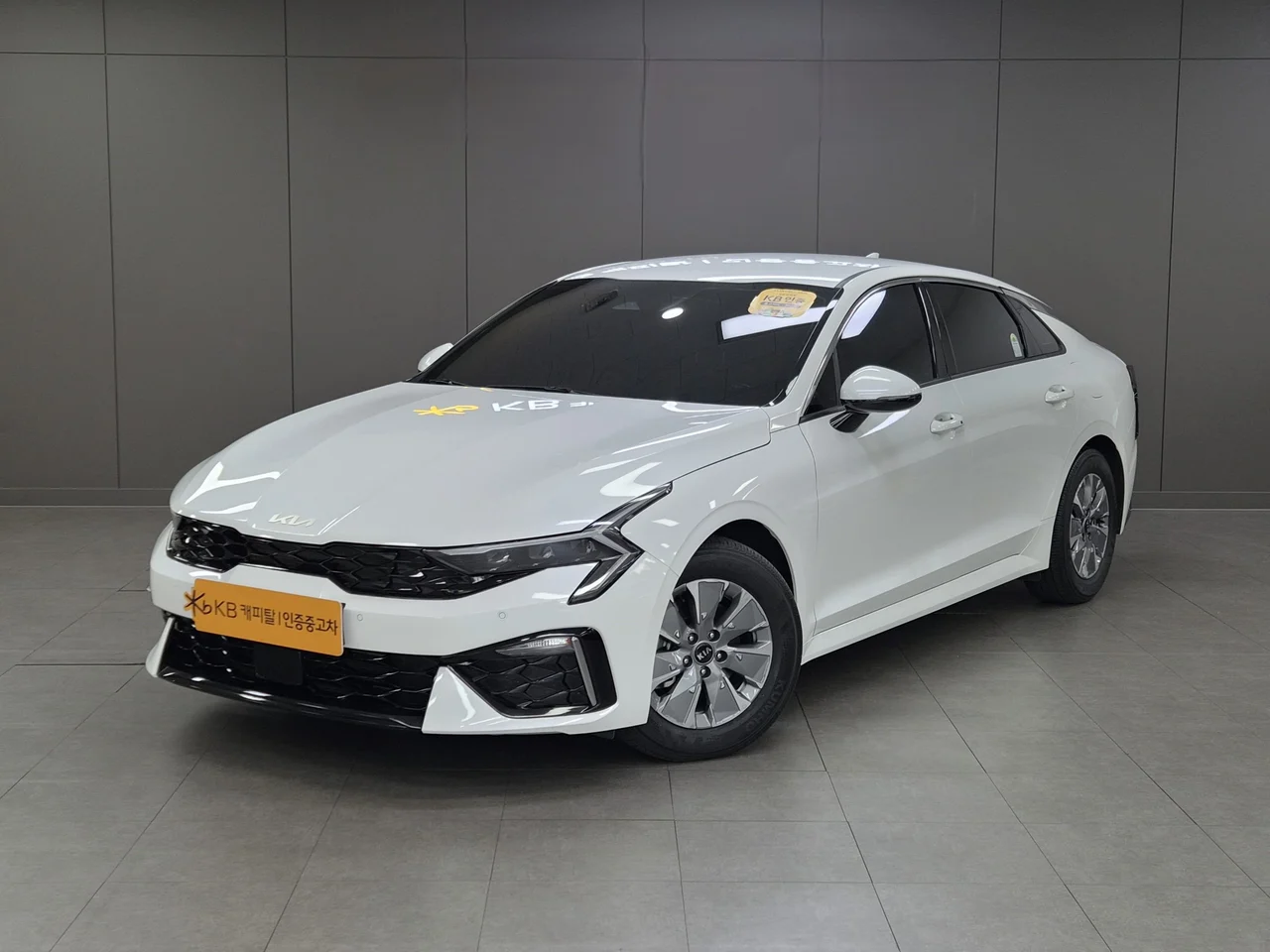 Kia K5 Hybrid