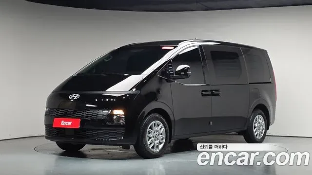 Hyundai Staria