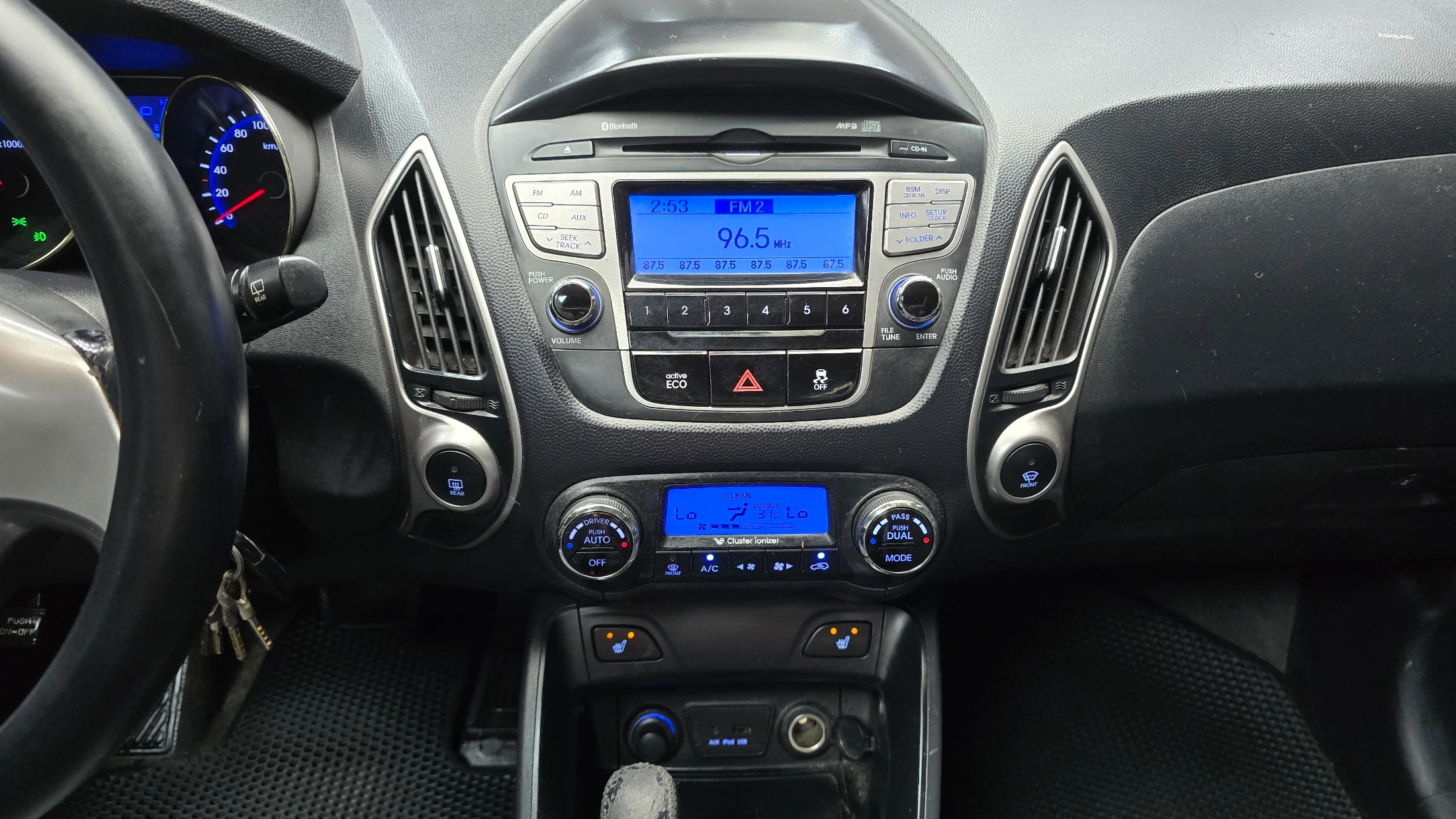 Hyundai Tucson ix, 2010 — фото 15