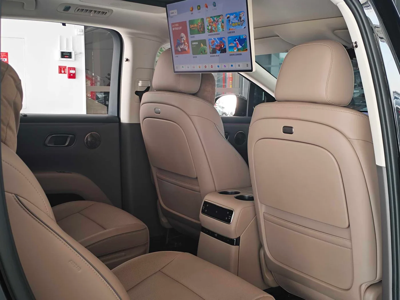 Li Auto ideal i8, 2025 — фото 15