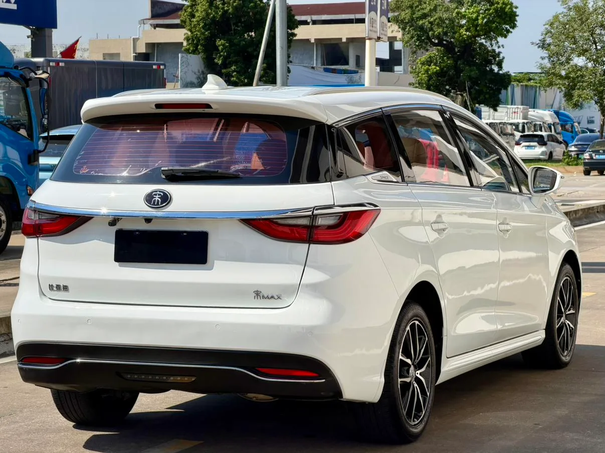 BYD Song MAX, 2018 — фото 10
