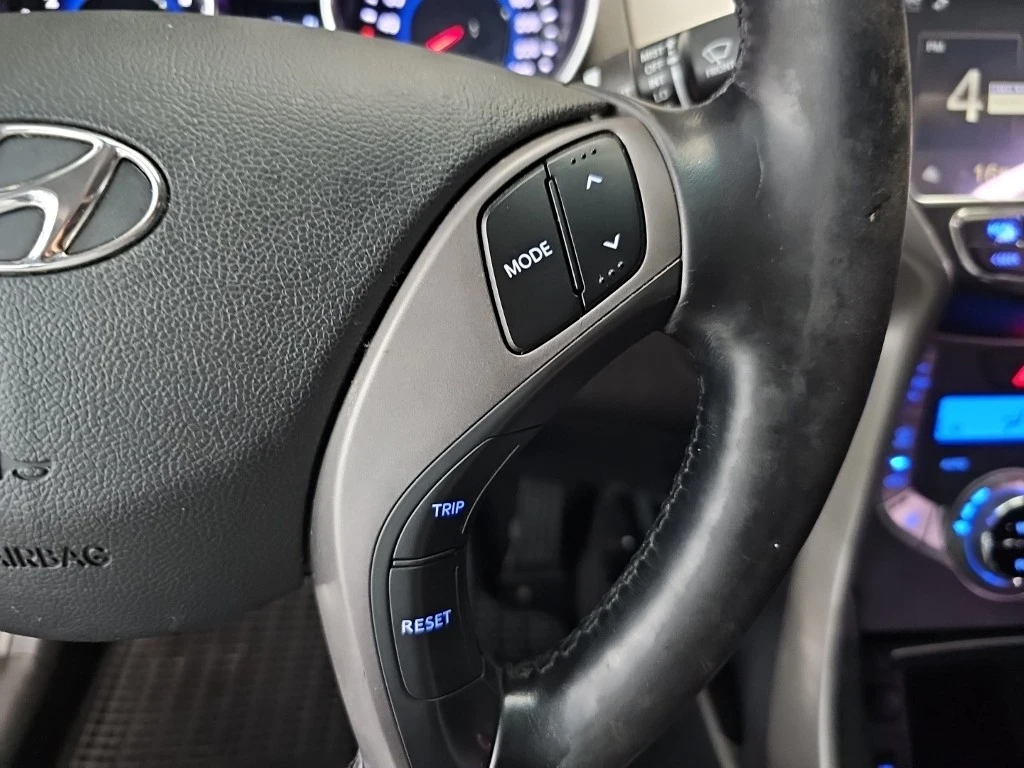 Hyundai Avante MD, 2013 — фото 17